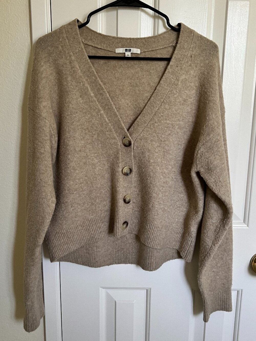 Uniqlo Women Souffle Yarn Knit Cardigan, Tan, XS